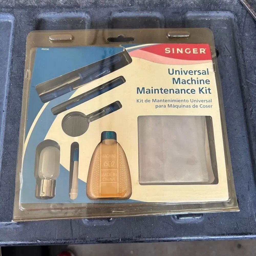 Singer Universal Machine Maintenance Kit *NOS*